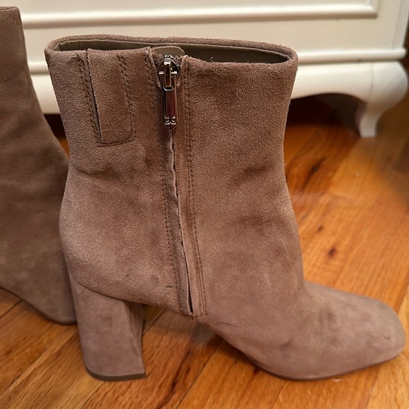 Sam Edelman Codie Ankle Bootie - Picture 7 of 10